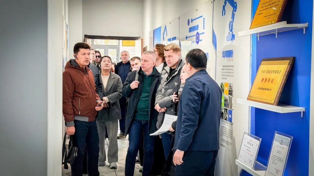 共话具身智能焊接！俄总统行政学院MBA的昇视唯盛研学之旅
